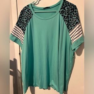 Women’s Plus size blouse